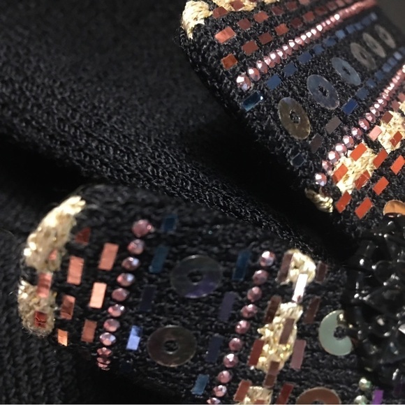 ST. JOHN PAILLETTES BLACK JACKET EXCELLENT CONDITION  MATCHING BAG PAILLETTES - Picture 5 of 13